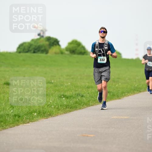 10.05.2026 - 8. Wedeler Halbmarathon Dr. Thomas Lammeyer http://msf.ph/oto/9699941 10.05.2026 11:38:42 Laufen 332 meine-sportfotos.de