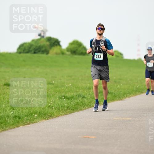 10.05.2026 - 8. Wedeler Halbmarathon Dr. Thomas Lammeyer http://msf.ph/oto/9699943 10.05.2026 11:38:42 Laufen 332 meine-sportfotos.de