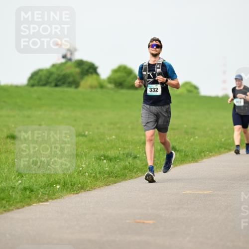 10.05.2026 - 8. Wedeler Halbmarathon Dr. Thomas Lammeyer http://msf.ph/oto/9699944 10.05.2026 11:38:42 Laufen 332 meine-sportfotos.de