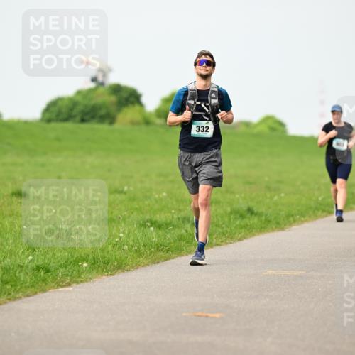 10.05.2026 - 8. Wedeler Halbmarathon Dr. Thomas Lammeyer http://msf.ph/oto/9699947 10.05.2026 11:38:43 Laufen 332 meine-sportfotos.de