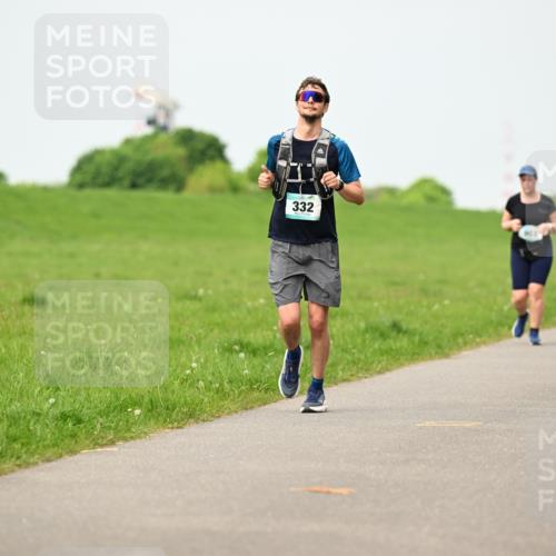 10.05.2026 - 8. Wedeler Halbmarathon Dr. Thomas Lammeyer http://msf.ph/oto/9699951 10.05.2026 11:38:43 Laufen 332 meine-sportfotos.de
