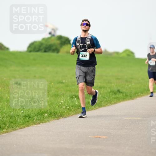 10.05.2026 - 8. Wedeler Halbmarathon Dr. Thomas Lammeyer http://msf.ph/oto/9699954 10.05.2026 11:38:43 Laufen 332 meine-sportfotos.de