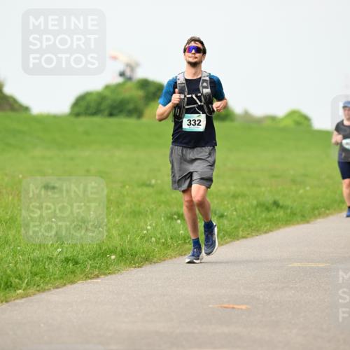 10.05.2026 - 8. Wedeler Halbmarathon Dr. Thomas Lammeyer http://msf.ph/oto/9699955 10.05.2026 11:38:43 Laufen 332 meine-sportfotos.de