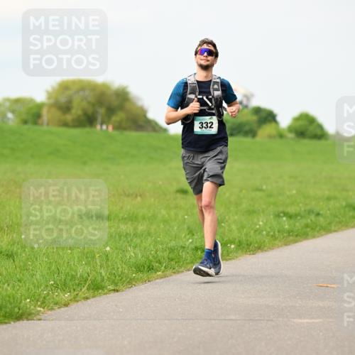 10.05.2026 - 8. Wedeler Halbmarathon Dr. Thomas Lammeyer http://msf.ph/oto/9699974 10.05.2026 11:38:45 Laufen 332 meine-sportfotos.de