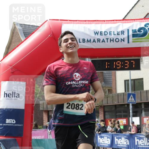 10.05.2026 - 8. Wedeler Halbmarathon Yannick Fuchs http://msf.ph/oto/9699978 10.05.2026 11:19:36 Ziel 2082 meine-sportfotos.de