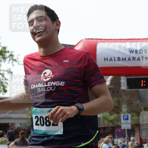 10.05.2026 - 8. Wedeler Halbmarathon Yannick Fuchs http://msf.ph/oto/9699982 10.05.2026 11:19:37 Ziel 2082 meine-sportfotos.de