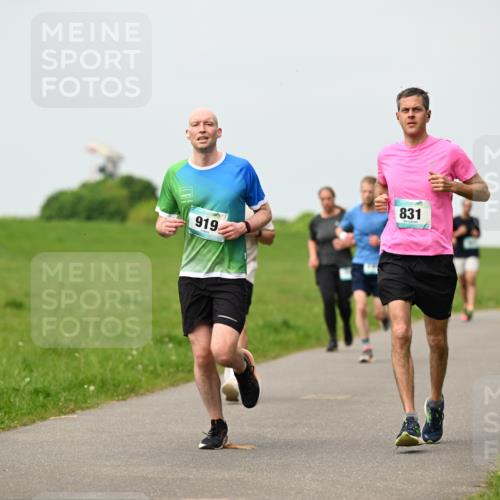 10.05.2026 - 8. Wedeler Halbmarathon Dr. Thomas Lammeyer http://msf.ph/oto/9700040 10.05.2026 11:38:55 Laufen 831, 919 meine-sportfotos.de