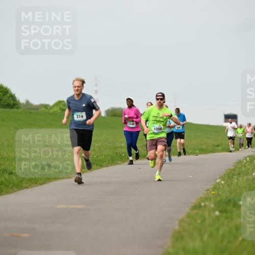 10.05.2026 - 8. Wedeler Halbmarathon Dr. Thomas Lammeyer http://msf.ph/oto/9700155 10.05.2026 11:39:07 Laufen 374, 2143, 1056 meine-sportfotos.de