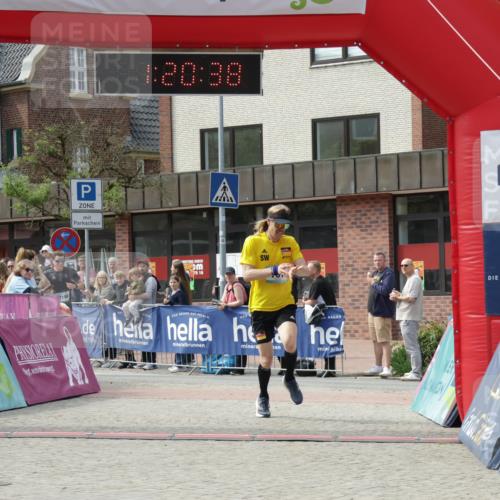 10.05.2026 - 8. Wedeler Halbmarathon Yannick Fuchs http://msf.ph/oto/9700164 10.05.2026 11:20:38 Ziel 791, 2198 meine-sportfotos.de