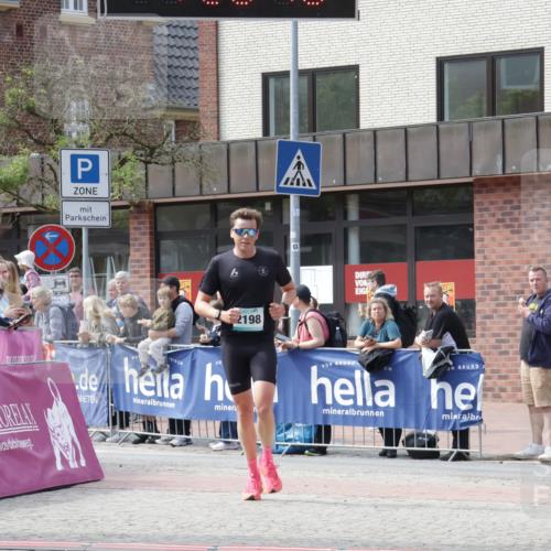 10.05.2026 - 8. Wedeler Halbmarathon Yannick Fuchs http://msf.ph/oto/9700193 10.05.2026 11:20:40 Ziel 791, 2198 meine-sportfotos.de