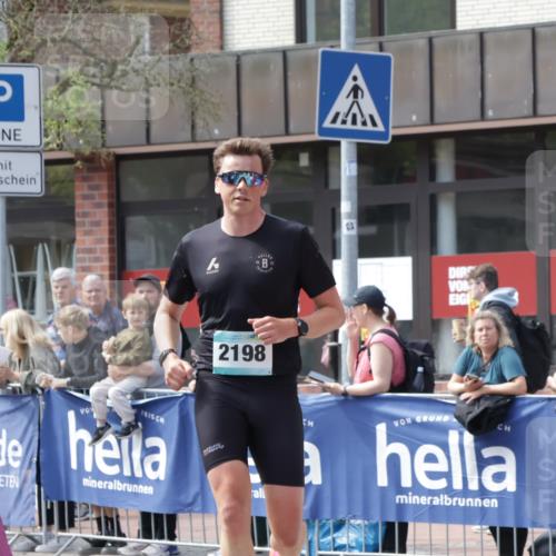 10.05.2026 - 8. Wedeler Halbmarathon Yannick Fuchs http://msf.ph/oto/9700198 10.05.2026 11:20:41 Ziel 791, 2198 meine-sportfotos.de