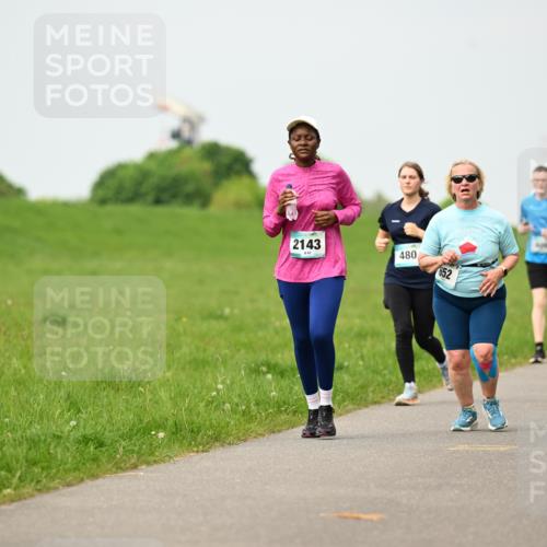 10.05.2026 - 8. Wedeler Halbmarathon Dr. Thomas Lammeyer http://msf.ph/oto/9700238 10.05.2026 11:39:17 Laufen 2143, 480, 652 meine-sportfotos.de