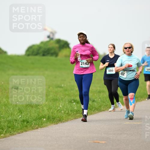 10.05.2026 - 8. Wedeler Halbmarathon Dr. Thomas Lammeyer http://msf.ph/oto/9700239 10.05.2026 11:39:17 Laufen 2143, 480, 652 meine-sportfotos.de