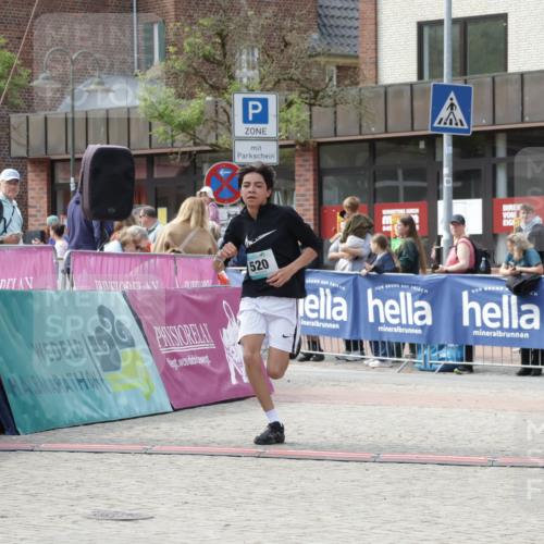 10.05.2026 - 8. Wedeler Halbmarathon Yannick Fuchs http://msf.ph/oto/9700269 10.05.2026 11:21:15 Ziel 520 meine-sportfotos.de