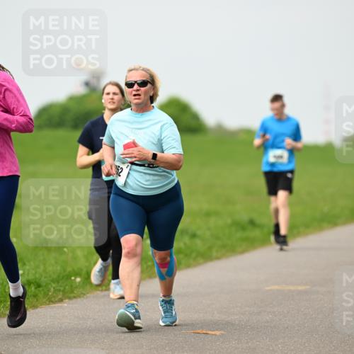 10.05.2026 - 8. Wedeler Halbmarathon Dr. Thomas Lammeyer http://msf.ph/oto/9700270 10.05.2026 11:39:20 Laufen 143 meine-sportfotos.de