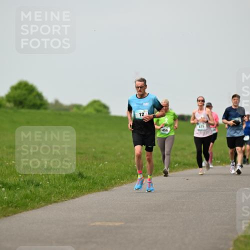 10.05.2026 - 8. Wedeler Halbmarathon Dr. Thomas Lammeyer http://msf.ph/oto/9700380 10.05.2026 11:39:35 Laufen 456, 675, 1041 meine-sportfotos.de
