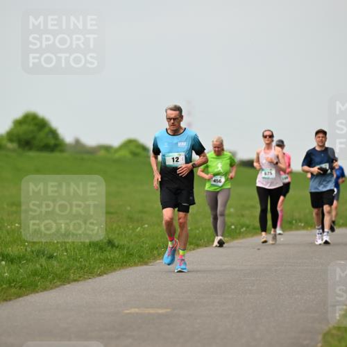 10.05.2026 - 8. Wedeler Halbmarathon Dr. Thomas Lammeyer http://msf.ph/oto/9700385 10.05.2026 11:39:36 Laufen 675, 456, 1041 meine-sportfotos.de