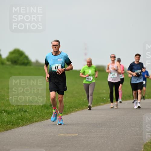 10.05.2026 - 8. Wedeler Halbmarathon Dr. Thomas Lammeyer http://msf.ph/oto/9700407 10.05.2026 11:39:37 Laufen 456, 1041 meine-sportfotos.de