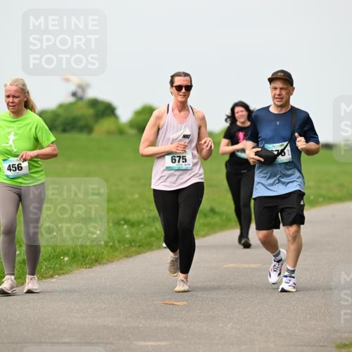 10.05.2026 - 8. Wedeler Halbmarathon Dr. Thomas Lammeyer http://msf.ph/oto/9700489 10.05.2026 11:39:47 Laufen 456, 675, 135 meine-sportfotos.de