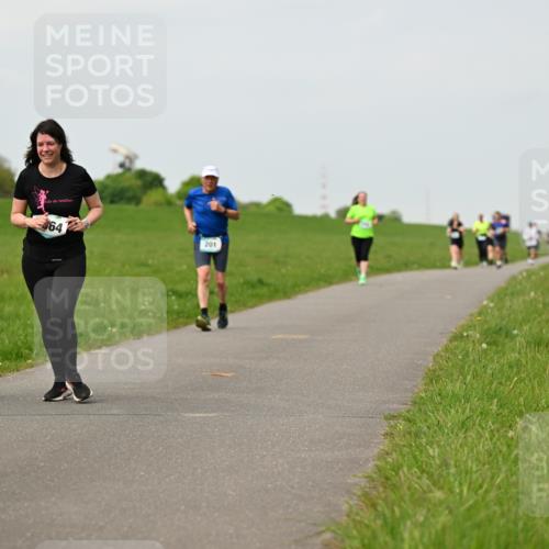10.05.2026 - 8. Wedeler Halbmarathon Dr. Thomas Lammeyer http://msf.ph/oto/9700526 10.05.2026 11:39:52 Laufen 2109, 201 meine-sportfotos.de