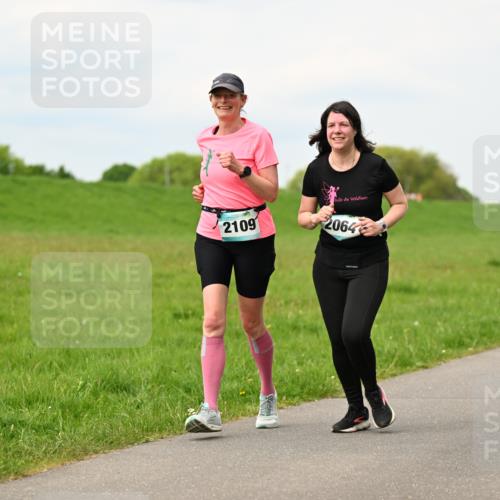 10.05.2026 - 8. Wedeler Halbmarathon Dr. Thomas Lammeyer http://msf.ph/oto/9700536 10.05.2026 11:39:54 Laufen 2109, 2064, 201 meine-sportfotos.de