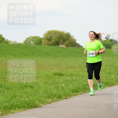 10.05.2026 - 8. Wedeler Halbmarathon Dr. Thomas Lammeyer http://msf.ph/oto/9700574 10.05.2026 11:40:02 Laufen 2191 meine-sportfotos.de