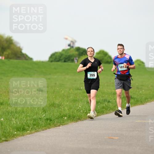10.05.2026 - 8. Wedeler Halbmarathon Dr. Thomas Lammeyer http://msf.ph/oto/9700609 10.05.2026 11:40:07 Laufen 355, 101, 739 meine-sportfotos.de