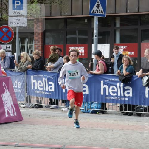 10.05.2026 - 8. Wedeler Halbmarathon Yannick Fuchs http://msf.ph/oto/9700614 10.05.2026 11:22:54 Ziel 2217 meine-sportfotos.de