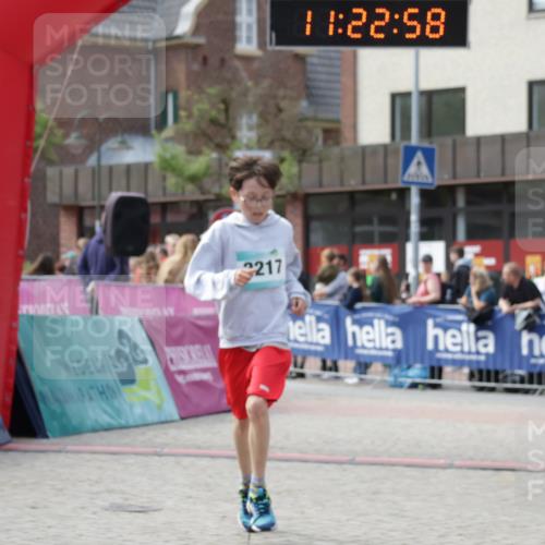 10.05.2026 - 8. Wedeler Halbmarathon Yannick Fuchs http://msf.ph/oto/9700633 10.05.2026 11:22:56 Ziel 251, 2217 meine-sportfotos.de