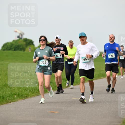 10.05.2026 - 8. Wedeler Halbmarathon Dr. Thomas Lammeyer http://msf.ph/oto/9700661 10.05.2026 11:40:14 Laufen 739, 2078, 653, 177 meine-sportfotos.de