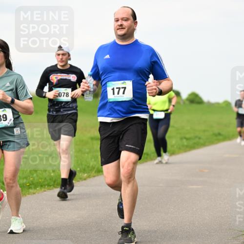 10.05.2026 - 8. Wedeler Halbmarathon Dr. Thomas Lammeyer http://msf.ph/oto/9700703 10.05.2026 11:40:19 Laufen 739, 160, 078, 177 meine-sportfotos.de