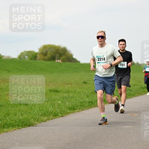 10.05.2026 - 8. Wedeler Halbmarathon Dr. Thomas Lammeyer http://msf.ph/oto/9700739 10.05.2026 11:40:23 Laufen 2218, 781 meine-sportfotos.de