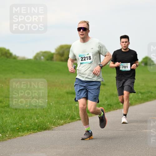 10.05.2026 - 8. Wedeler Halbmarathon Dr. Thomas Lammeyer http://msf.ph/oto/9700747 10.05.2026 11:40:24 Laufen 2218, 781 meine-sportfotos.de