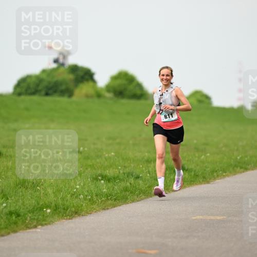 10.05.2026 - 8. Wedeler Halbmarathon Dr. Thomas Lammeyer http://msf.ph/oto/9700799 10.05.2026 11:40:45 Laufen 811, 187 meine-sportfotos.de