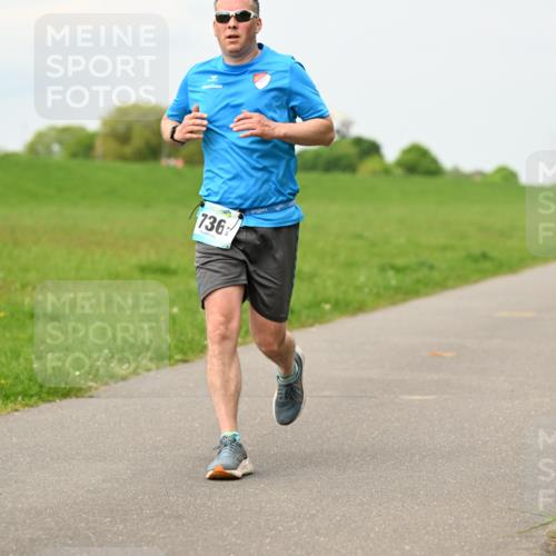 10.05.2026 - 8. Wedeler Halbmarathon Dr. Thomas Lammeyer http://msf.ph/oto/9700897 10.05.2026 11:40:55 Laufen 736 meine-sportfotos.de