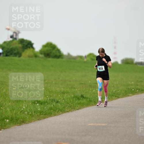 10.05.2026 - 8. Wedeler Halbmarathon Dr. Thomas Lammeyer http://msf.ph/oto/9700898 10.05.2026 11:41:01 Laufen 633, 273 meine-sportfotos.de