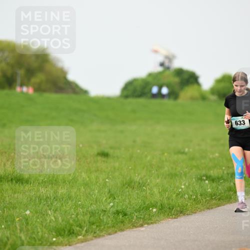 10.05.2026 - 8. Wedeler Halbmarathon Dr. Thomas Lammeyer http://msf.ph/oto/9700921 10.05.2026 11:41:04 Laufen 633 meine-sportfotos.de