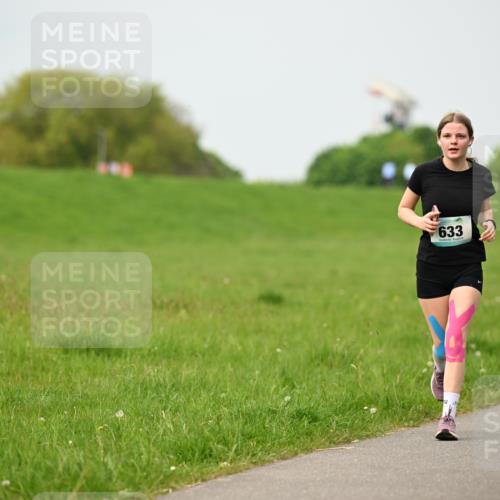 10.05.2026 - 8. Wedeler Halbmarathon Dr. Thomas Lammeyer http://msf.ph/oto/9700928 10.05.2026 11:41:05 Laufen 633 meine-sportfotos.de
