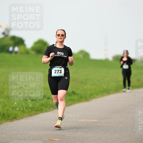 10.05.2026 - 8. Wedeler Halbmarathon Dr. Thomas Lammeyer http://msf.ph/oto/9700936 10.05.2026 11:41:07 Laufen 273 meine-sportfotos.de