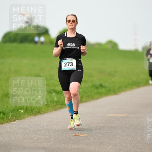 10.05.2026 - 8. Wedeler Halbmarathon Dr. Thomas Lammeyer http://msf.ph/oto/9700939 10.05.2026 11:41:07 Laufen 273 meine-sportfotos.de