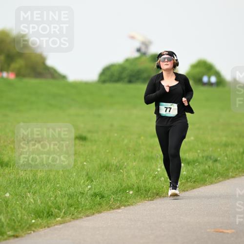 10.05.2026 - 8. Wedeler Halbmarathon Dr. Thomas Lammeyer http://msf.ph/oto/9700953 10.05.2026 11:41:16 Laufen  meine-sportfotos.de