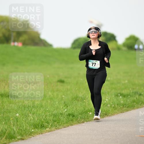 10.05.2026 - 8. Wedeler Halbmarathon Dr. Thomas Lammeyer http://msf.ph/oto/9700958 10.05.2026 11:41:17 Laufen  meine-sportfotos.de