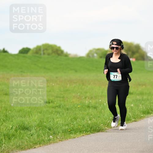 10.05.2026 - 8. Wedeler Halbmarathon Dr. Thomas Lammeyer http://msf.ph/oto/9700964 10.05.2026 11:41:20 Laufen  meine-sportfotos.de