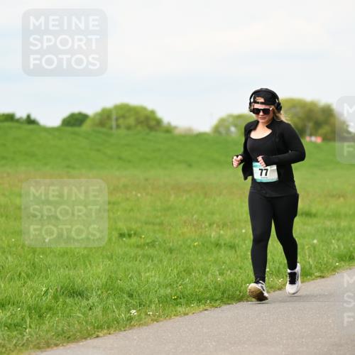 10.05.2026 - 8. Wedeler Halbmarathon Dr. Thomas Lammeyer http://msf.ph/oto/9700965 10.05.2026 11:41:20 Laufen  meine-sportfotos.de