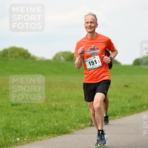 10.05.2026 - 8. Wedeler Halbmarathon Dr. Thomas Lammeyer http://msf.ph/oto/9701008 10.05.2026 11:41:29 Laufen 151, 445 meine-sportfotos.de