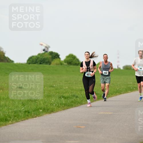 10.05.2026 - 8. Wedeler Halbmarathon Dr. Thomas Lammeyer http://msf.ph/oto/9701045 10.05.2026 11:41:38 Laufen 423 meine-sportfotos.de