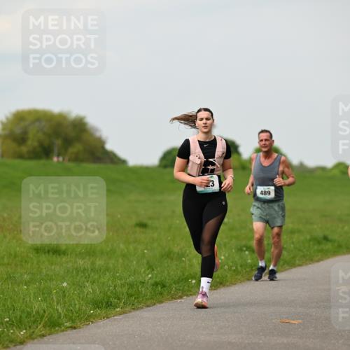 10.05.2026 - 8. Wedeler Halbmarathon Dr. Thomas Lammeyer http://msf.ph/oto/9701060 10.05.2026 11:41:40 Laufen 489 meine-sportfotos.de
