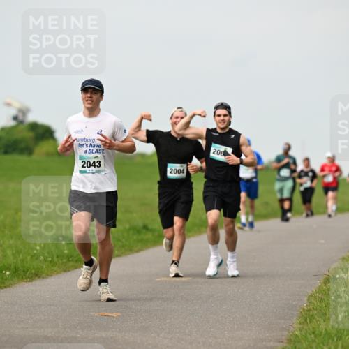 10.05.2026 - 8. Wedeler Halbmarathon Dr. Thomas Lammeyer http://msf.ph/oto/9701095 10.05.2026 11:41:47 Laufen 2043, 2004, 200 meine-sportfotos.de