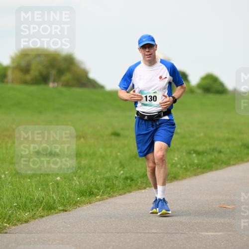 10.05.2026 - 8. Wedeler Halbmarathon Dr. Thomas Lammeyer http://msf.ph/oto/9701124 10.05.2026 11:41:55 Laufen 130 meine-sportfotos.de