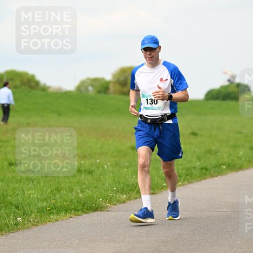 10.05.2026 - 8. Wedeler Halbmarathon Dr. Thomas Lammeyer http://msf.ph/oto/9701134 10.05.2026 11:41:56 Laufen 130 meine-sportfotos.de
